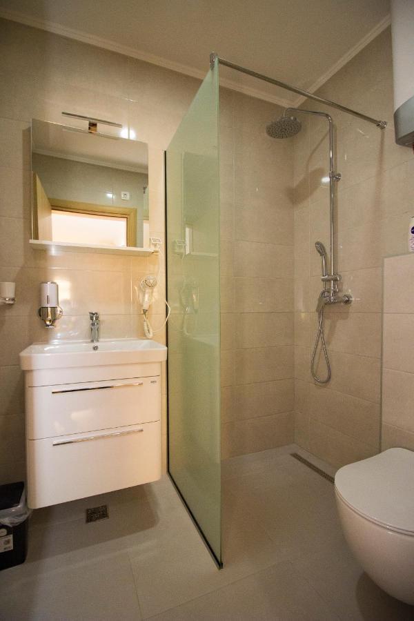 Villa Diamond โมสตาร์ ภายนอก รูปภาพ