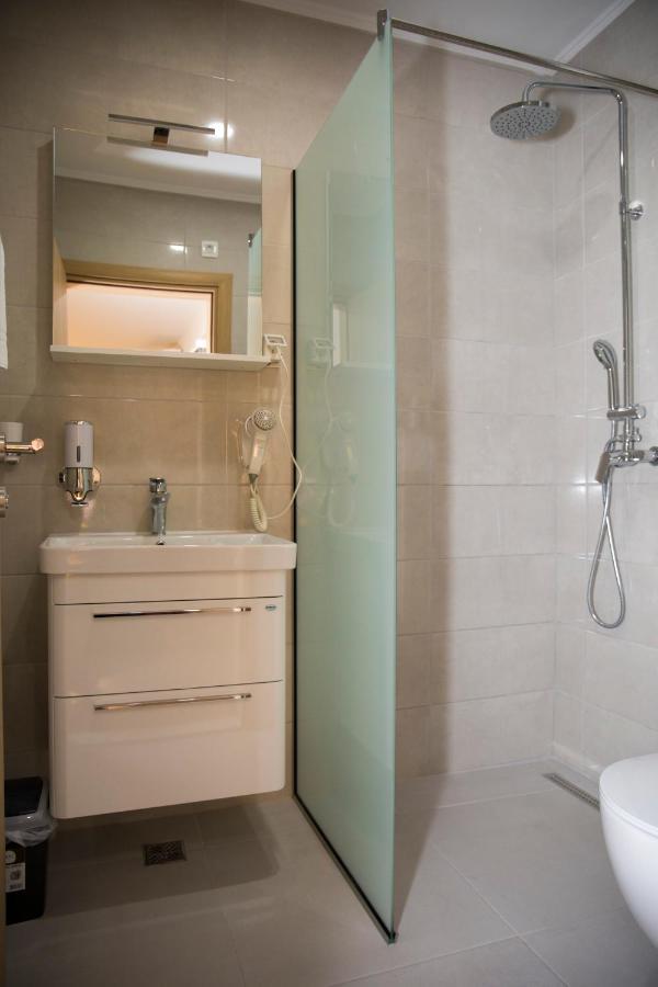 Villa Diamond โมสตาร์ ภายนอก รูปภาพ