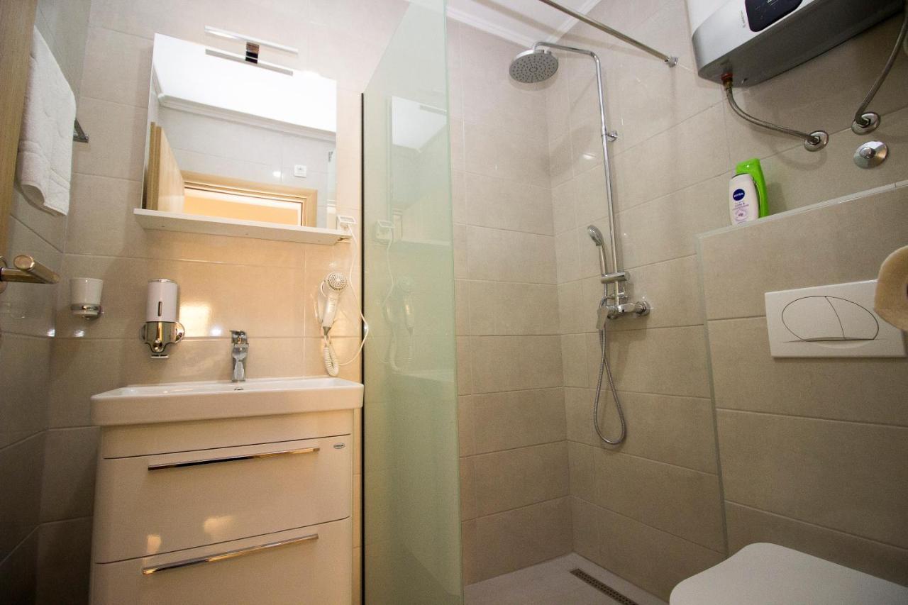 Villa Diamond โมสตาร์ ภายนอก รูปภาพ